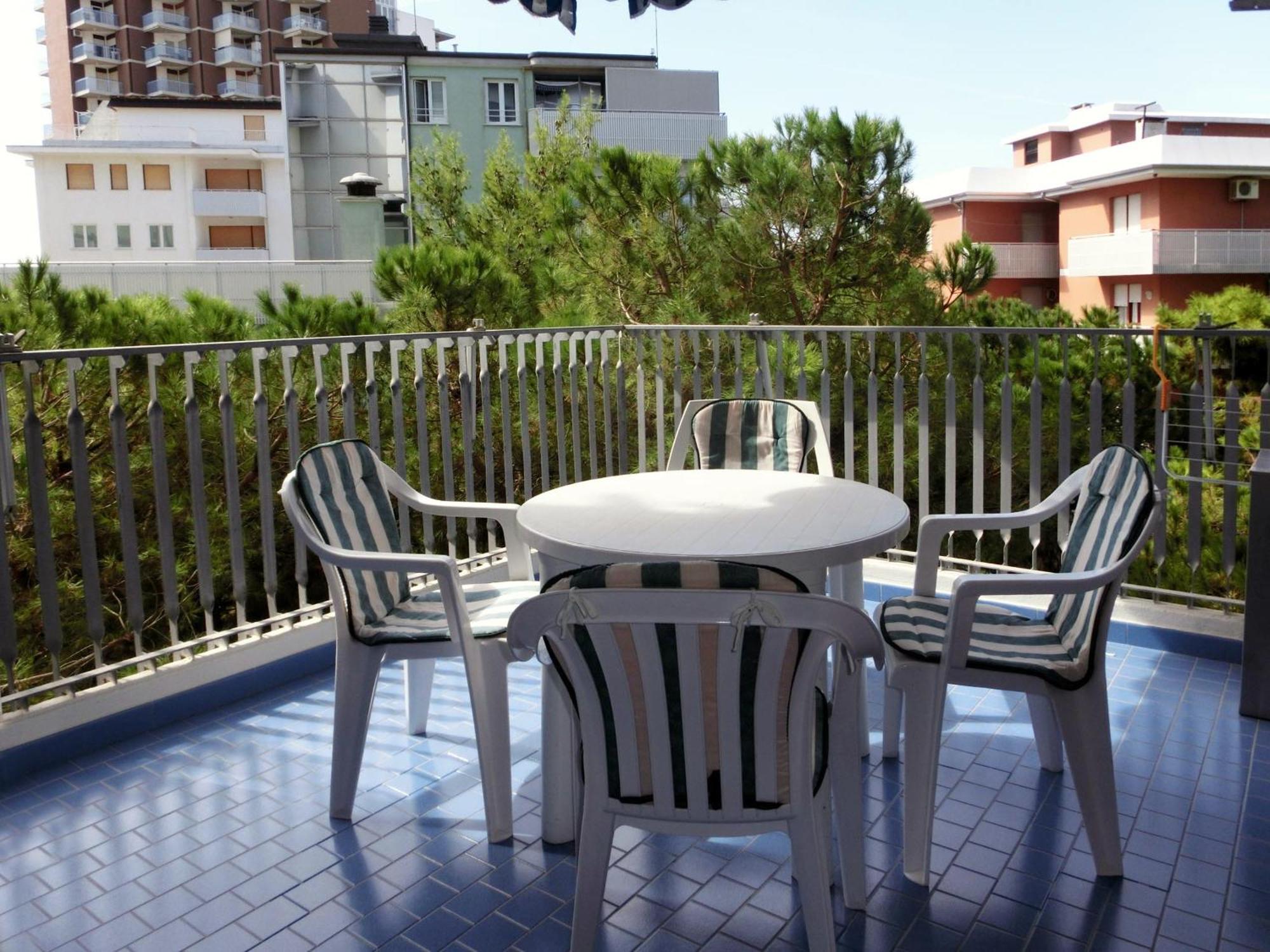 Marco Polo Apartment Lignano Sabbiadoro Ngoại thất bức ảnh